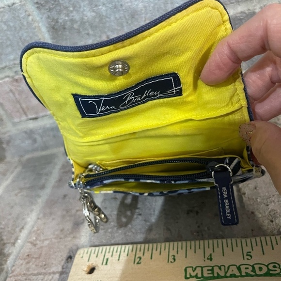 Vera Bradley - Picture 15 of 15